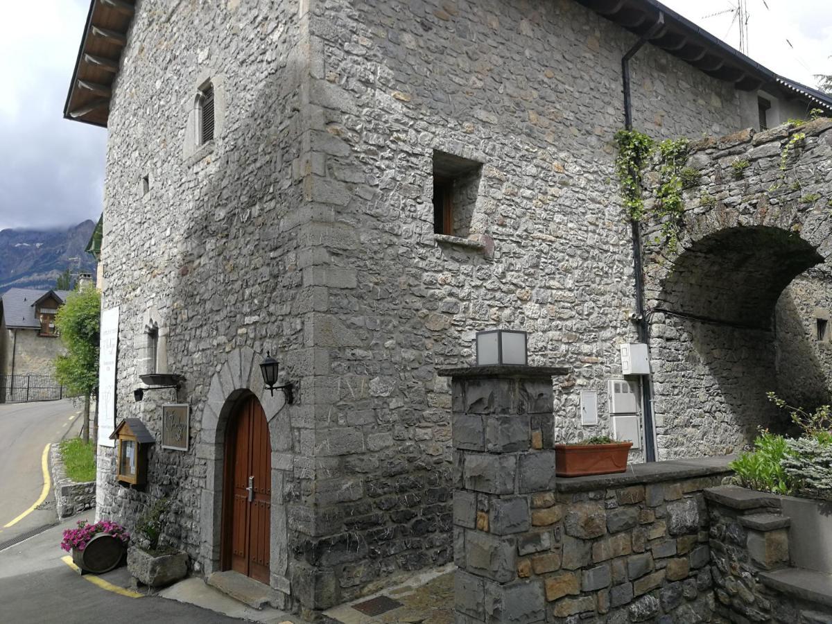 Abadia Del Pirineo Hotel ตรามาคาสติลญา เด เตนา ภายนอก รูปภาพ