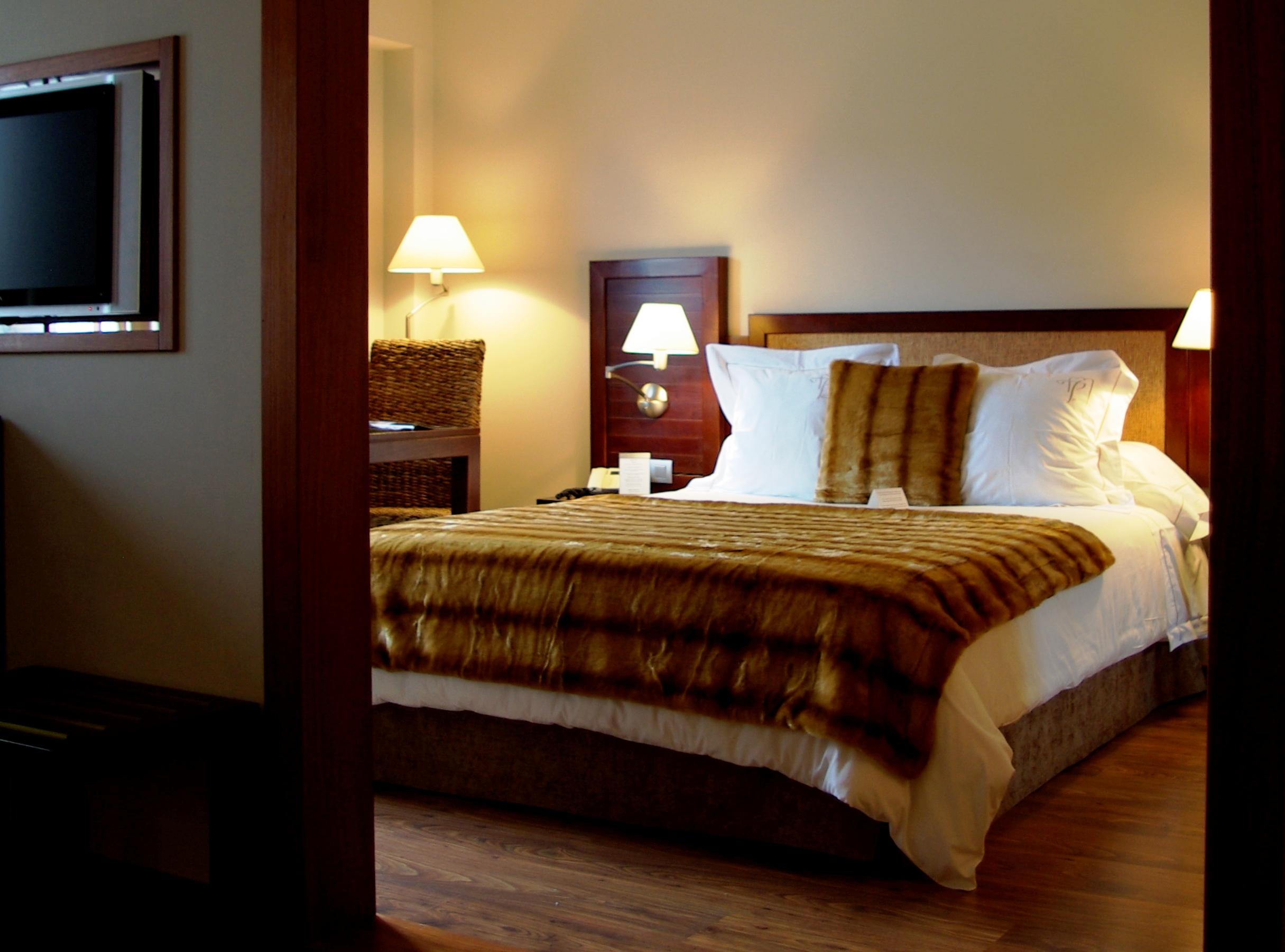 Abadia Del Pirineo Hotel ตรามาคาสติลญา เด เตนา ภายนอก รูปภาพ