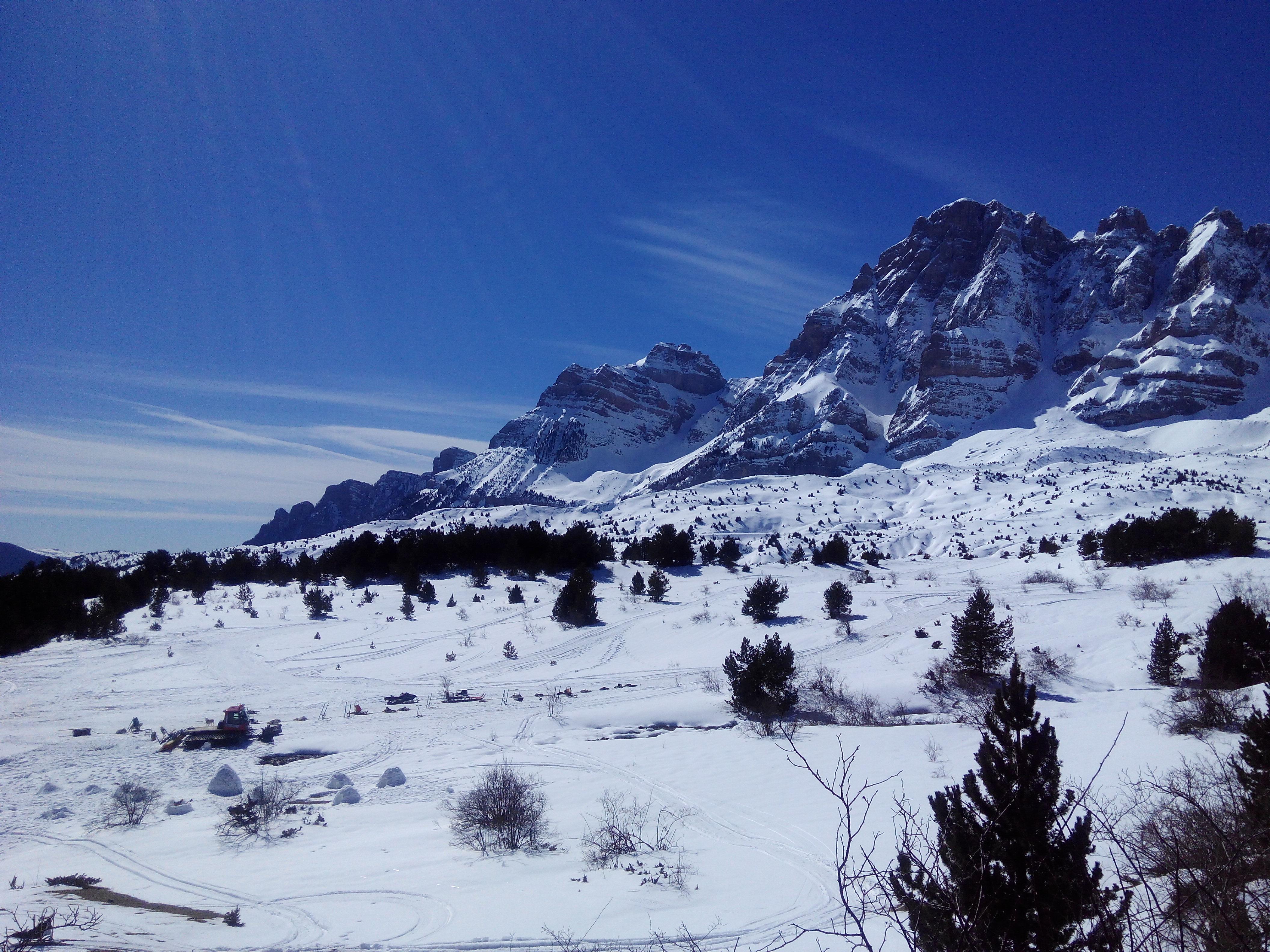 Abadia Del Pirineo Hotel ตรามาคาสติลญา เด เตนา ภายนอก รูปภาพ