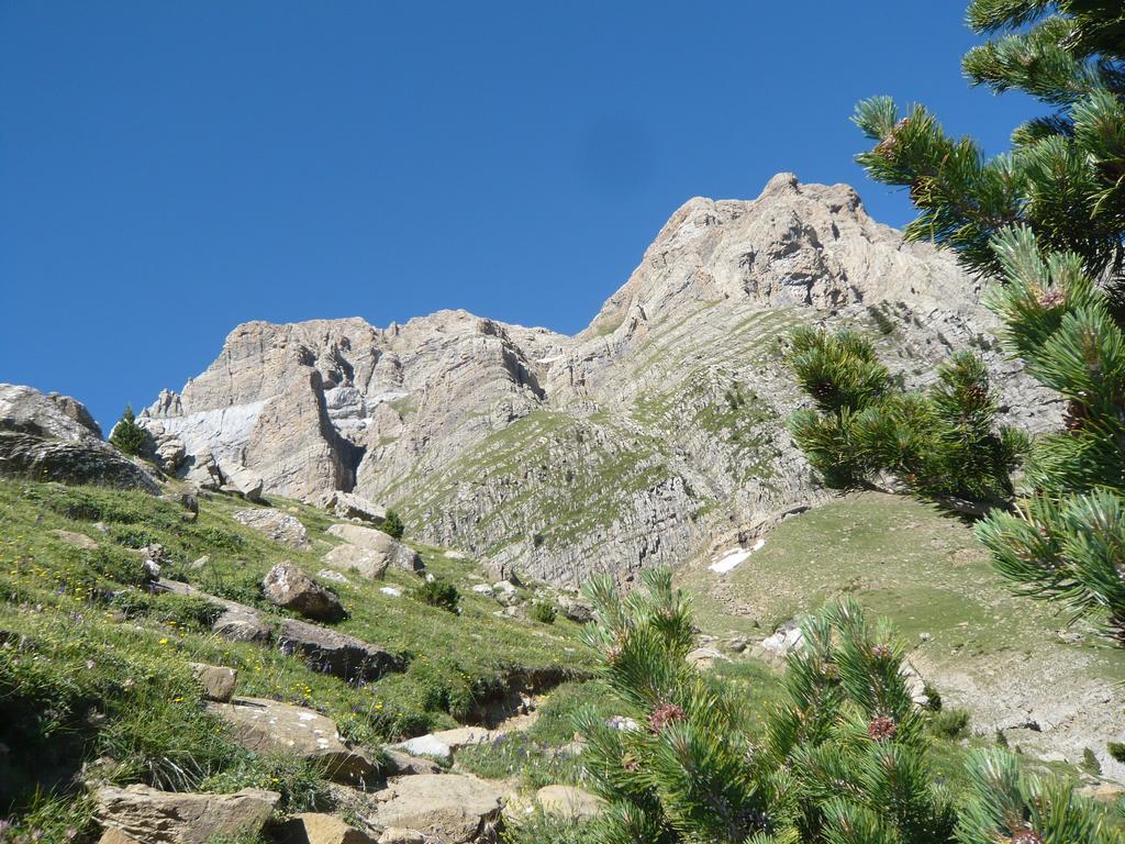 Abadia Del Pirineo Hotel ตรามาคาสติลญา เด เตนา ภายนอก รูปภาพ