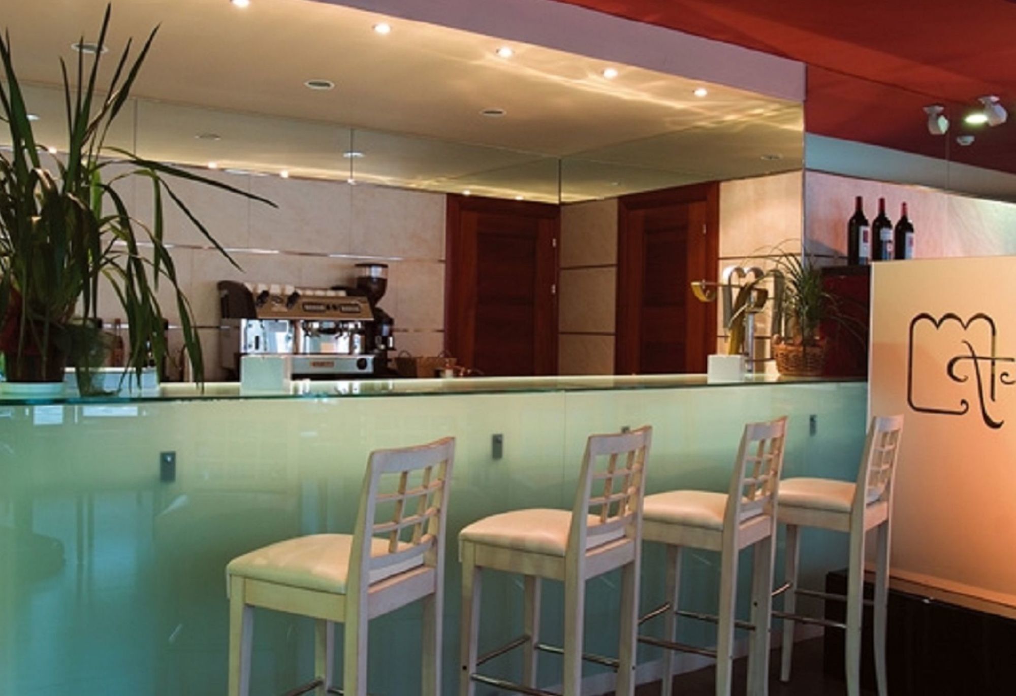 Abadia Del Pirineo Hotel ตรามาคาสติลญา เด เตนา ภายนอก รูปภาพ