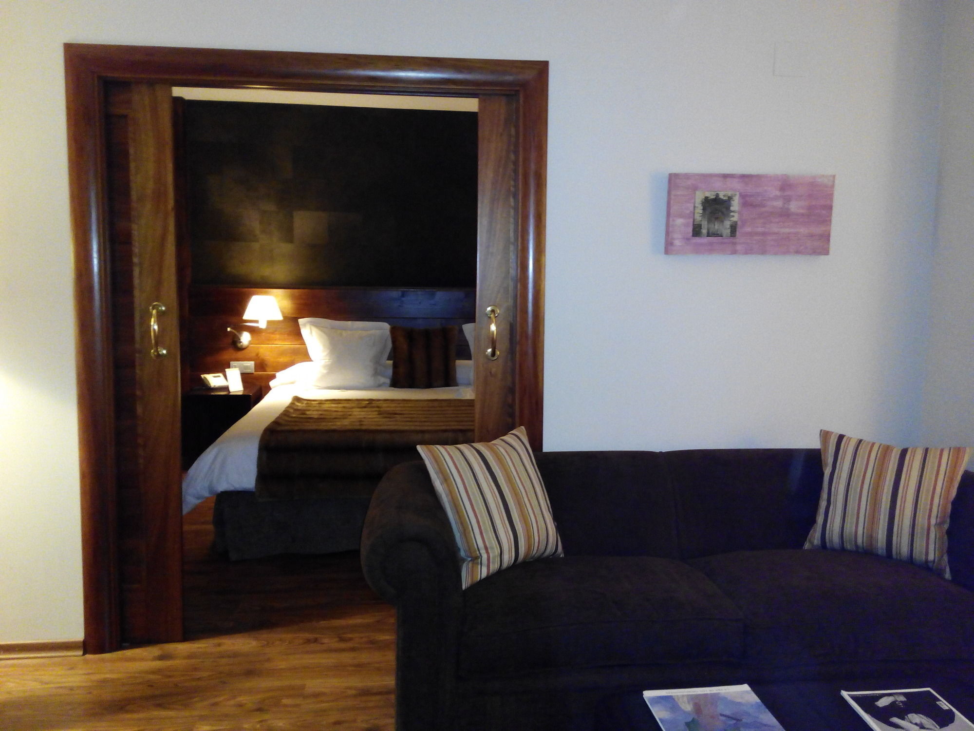 Abadia Del Pirineo Hotel ตรามาคาสติลญา เด เตนา ภายนอก รูปภาพ